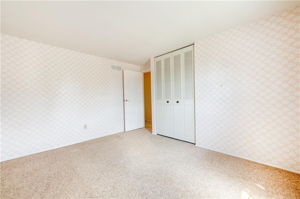 207 Baintree Road Coraopolis, PA 15108 - Photo 12 of 25 Bedroom 2