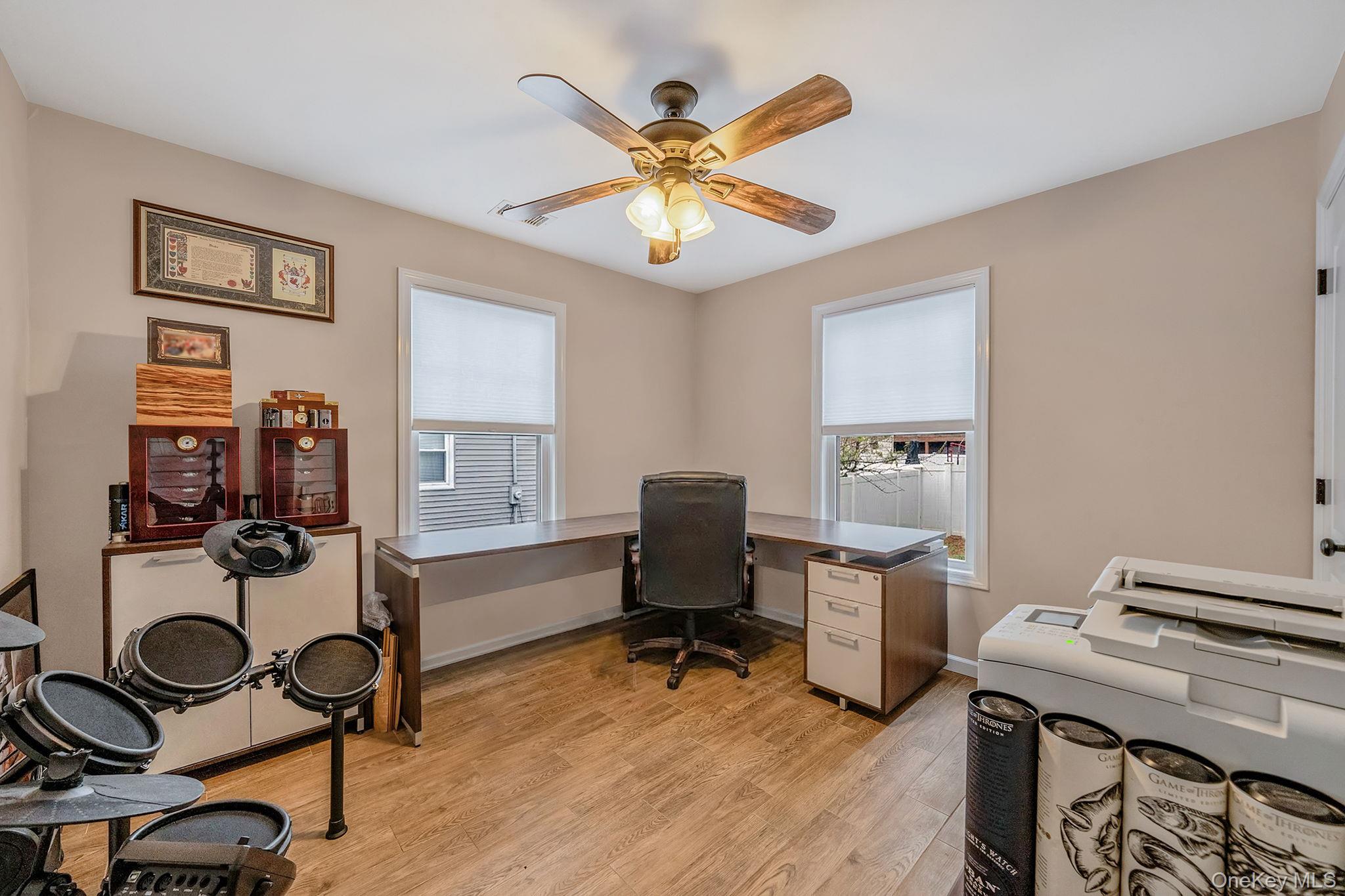 253 East Riviera Drive Lindenhurst, NY 11757 - Photo 13 of 24