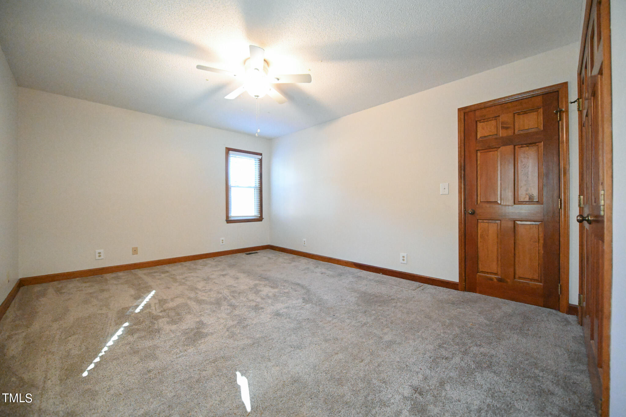 1609 Spennymore Road Raleigh, NC 27603 - Photo 24 of 37 022