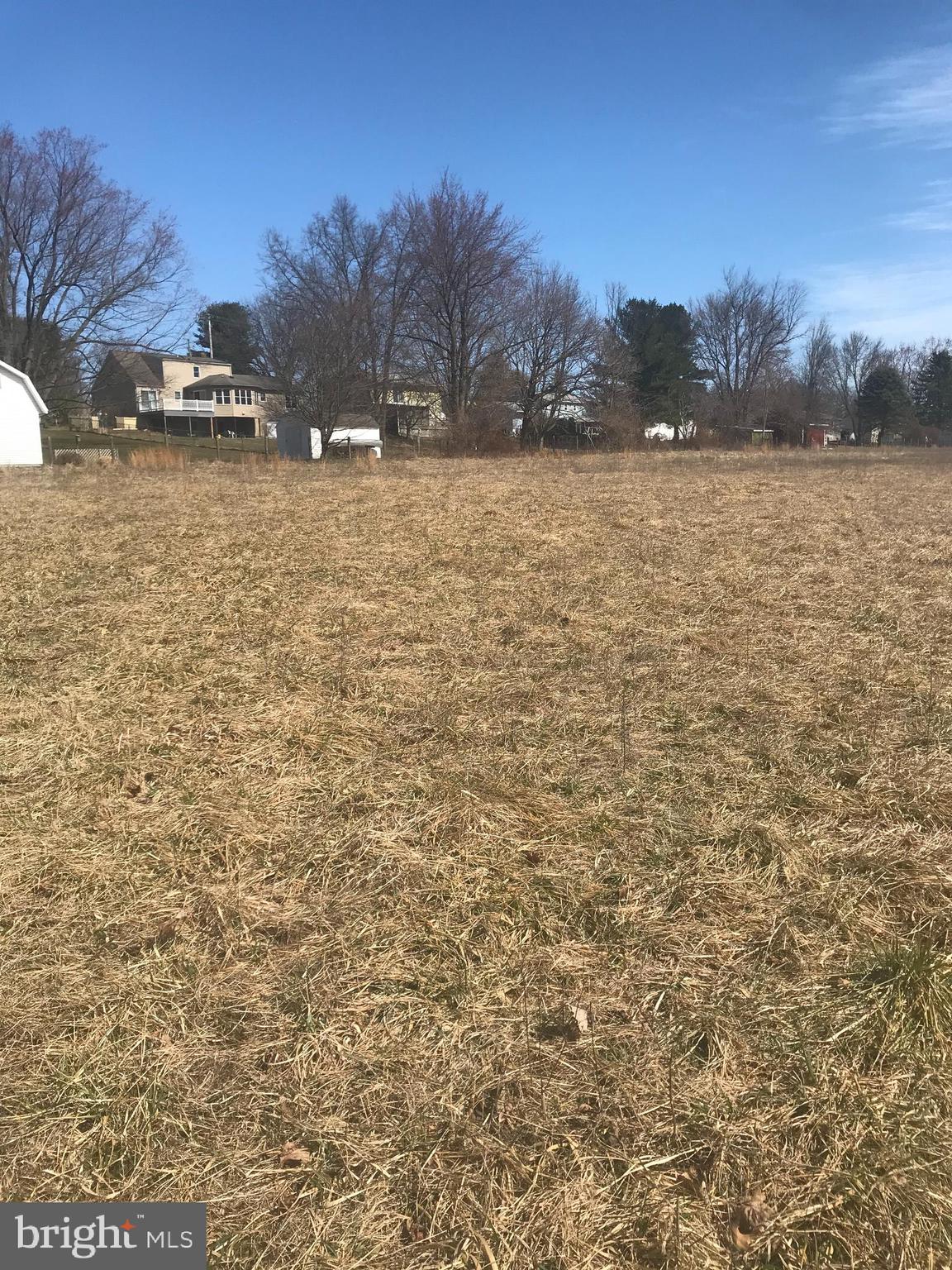 2841 Chestnut Road Elizabethtown, PA 17022 - Photo 2 of 9 Gallery Image 2