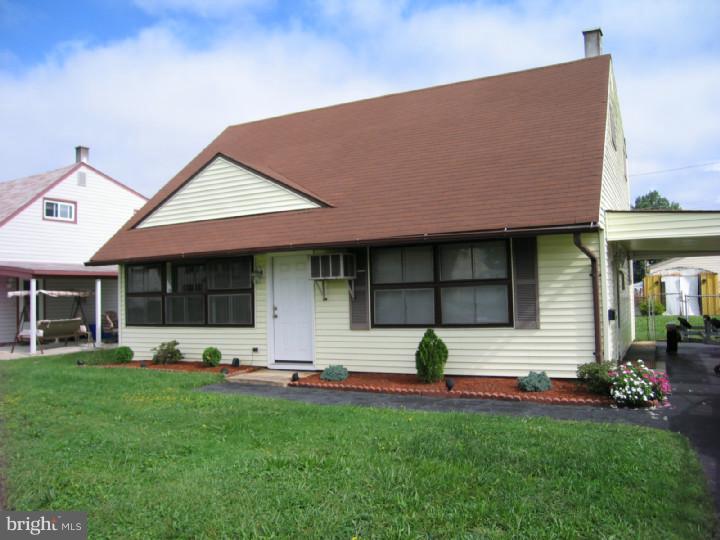 2808 Nestling Road Philadelphia, PA 19154 - Photo 1 of 15 Gallery Image 1