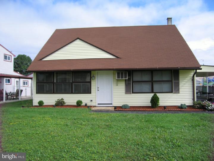 2808 Nestling Road Philadelphia, PA 19154 - Photo 2 of 15 Gallery Image 2