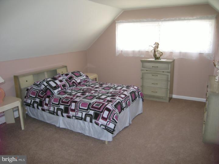 2808 Nestling Road Philadelphia, PA 19154 - Photo 10 of 15 Gallery Image 10