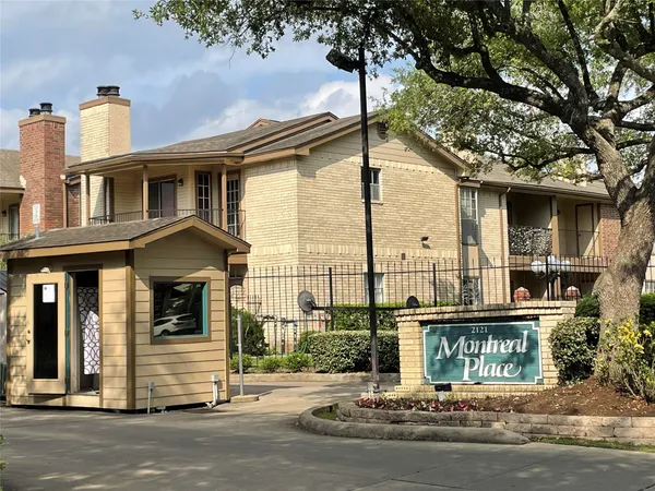 $1,350 | 2121 Hepburn Street, Unit 1112, Houston, TX 77054