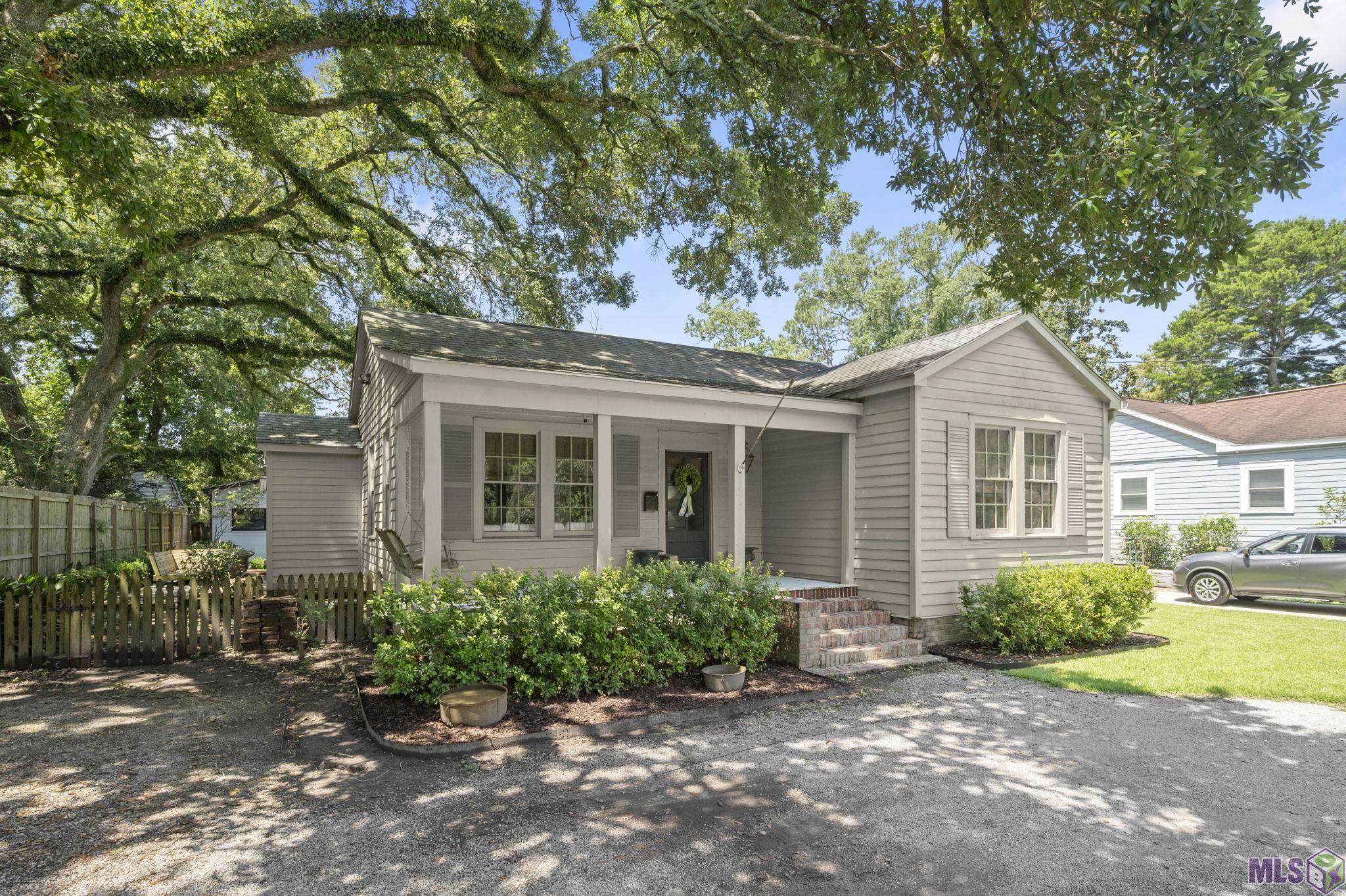 4266 Hyacinth Avenue Baton Rouge, LA 70808 - Photo 1 of 27 Open House Sunday July 12th 3:15-5:15pm