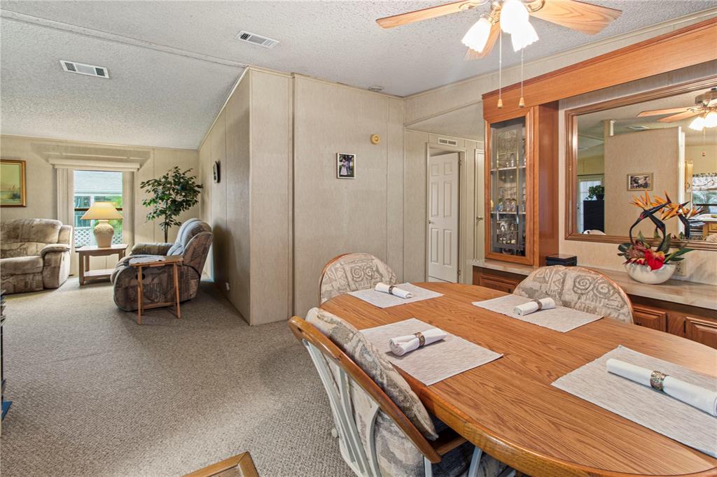 135 Hummingbird Avenue Ellenton, FL 34222 - Photo 12 of 48