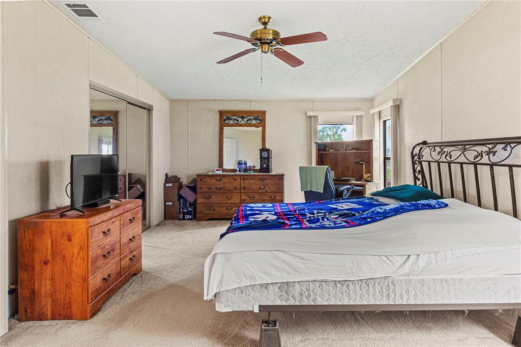 135 Hummingbird Avenue Ellenton, FL 34222 - Photo 24 of 48