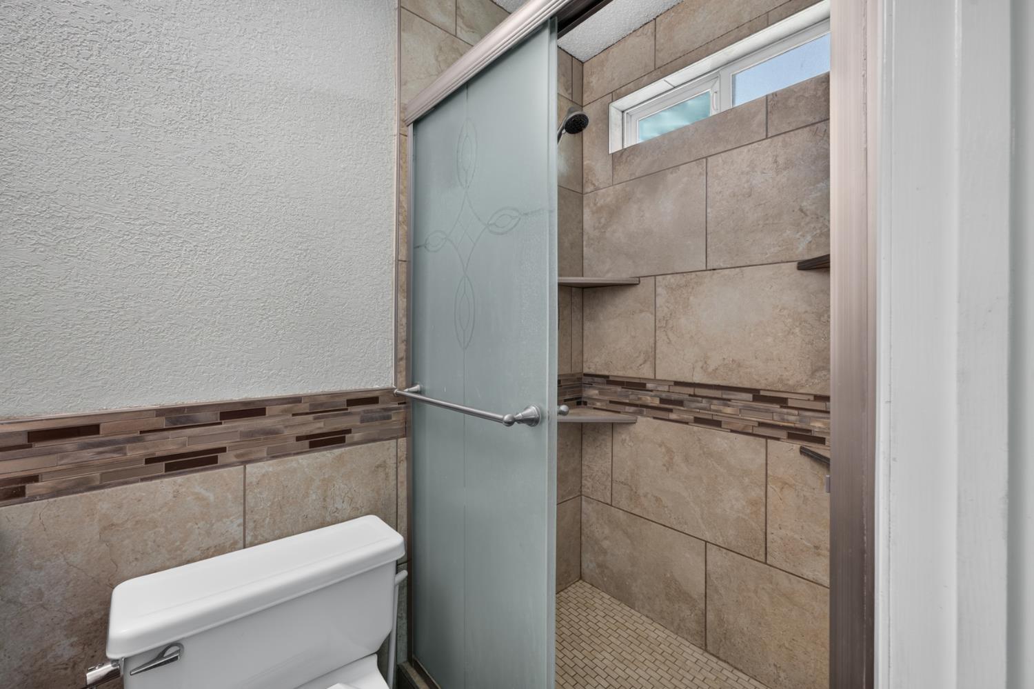 8986 Mooney Road Elk Grove, CA 95624 - Photo 35 of 92 Gallery Image 35