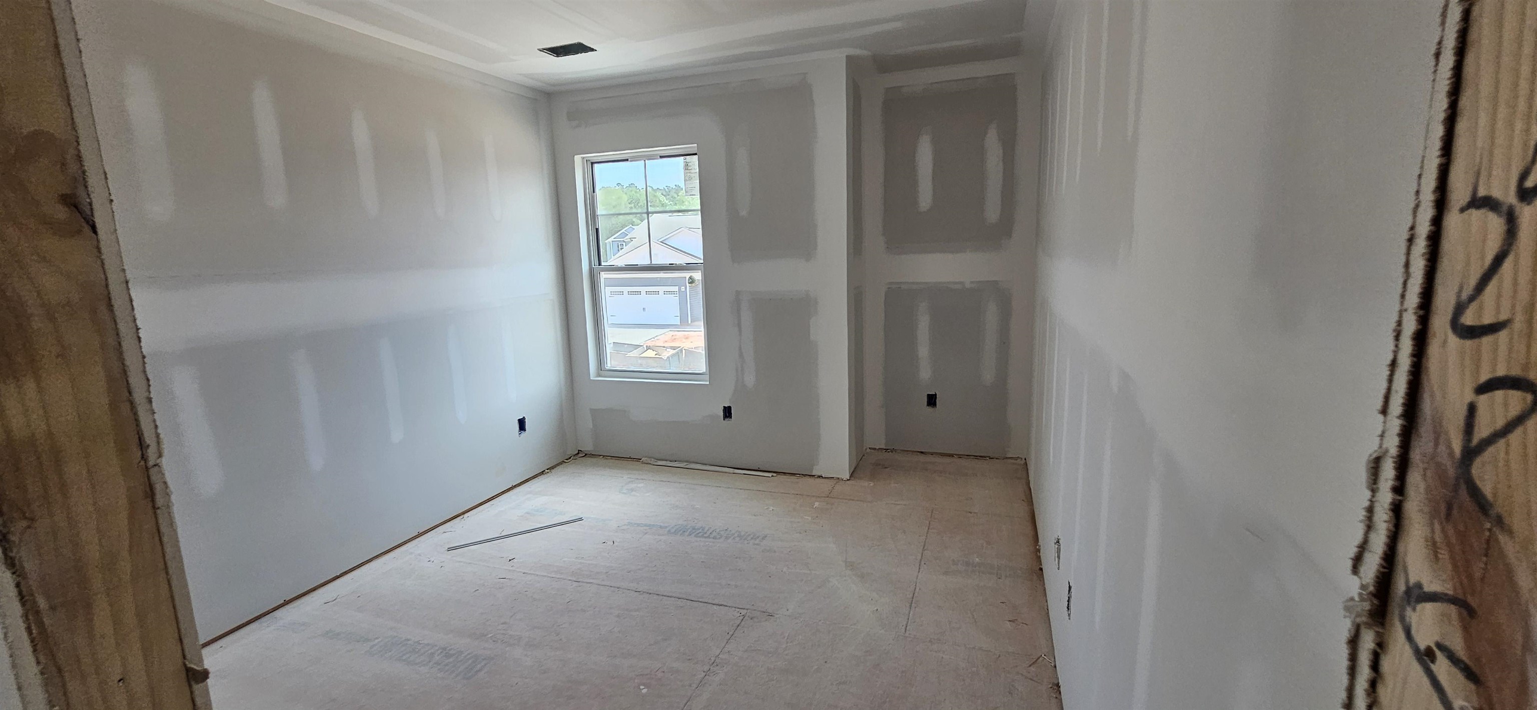 102 Denbigh Lane Greenville, SC 29605 - Photo 7 of 21