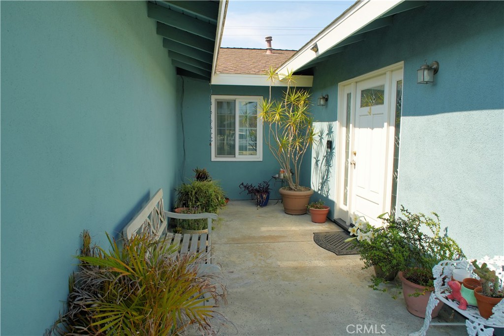 6431 Cathay Circle Buena Park, CA 90620 - Photo 7 of 65 Welcome to your new home.