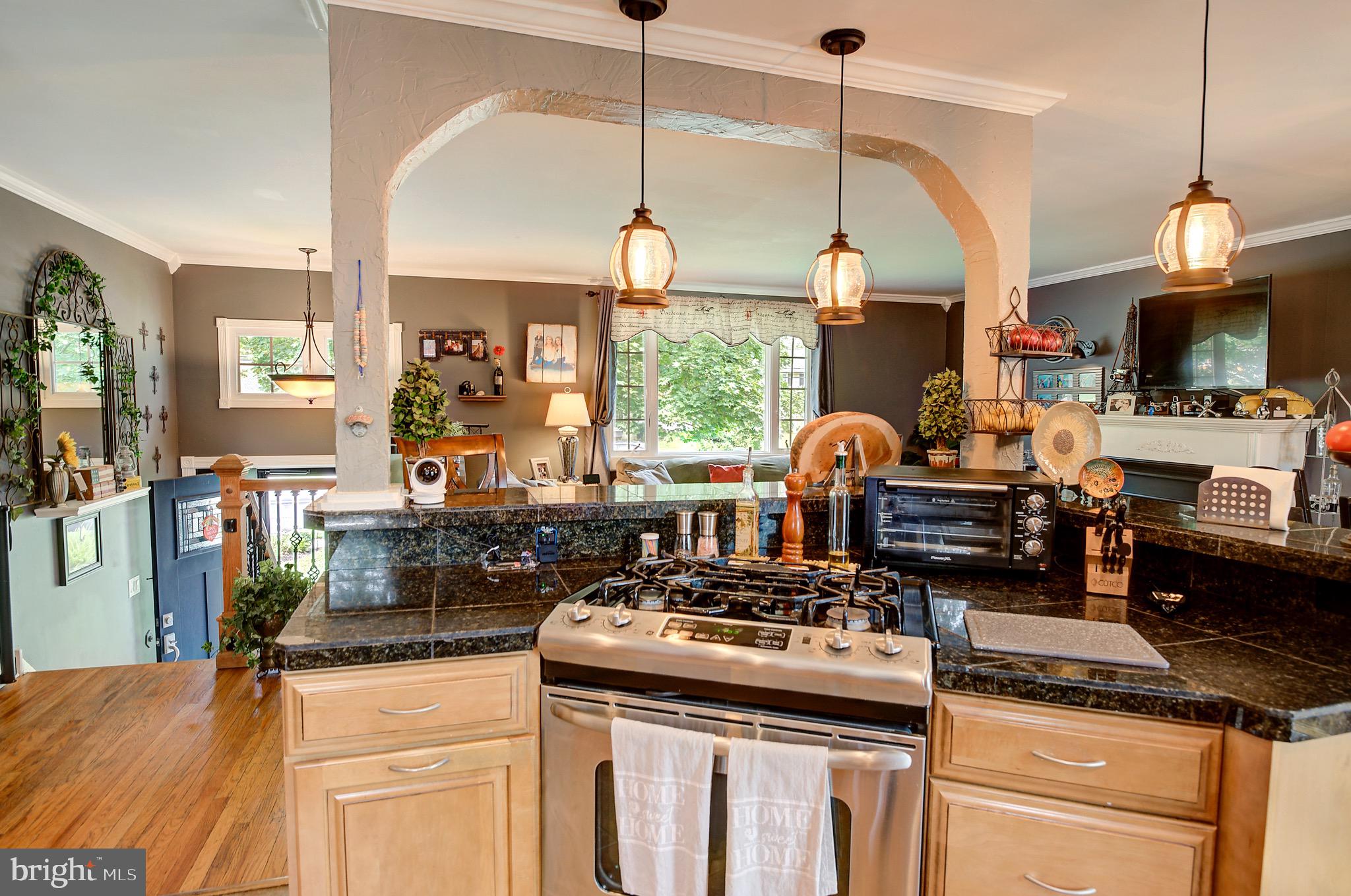 229 Centennial Road Warminster, PA 18974 - Photo 7 of 25 Gallery Image 7