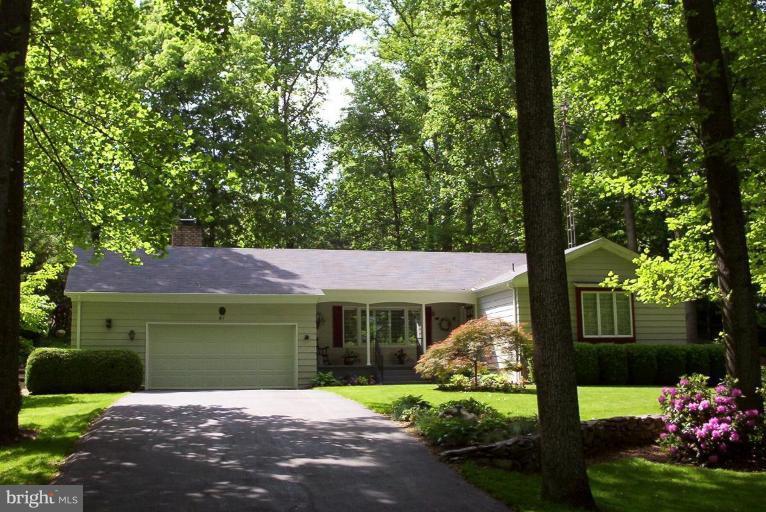 1024 Kinlock Road Inwood, WV 25428 - Photo 1 of 13 Exterior (Main)