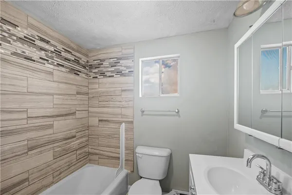$1,450 | 3053 Brereton Street, Unit 2, Pittsburgh, PA 15219