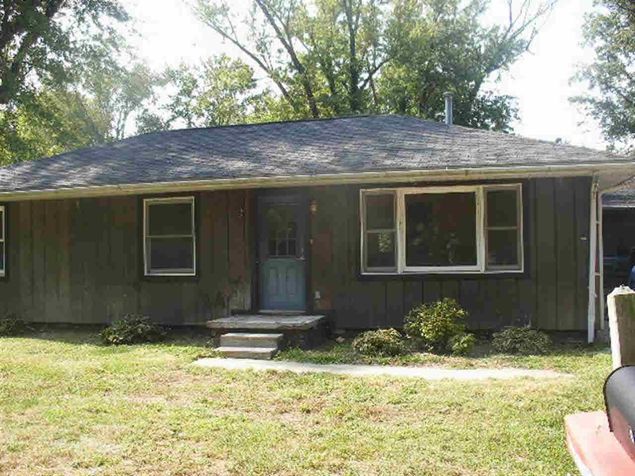 1669 South Main St Road Vincennes, IN 47591 - Photo 1 of 6