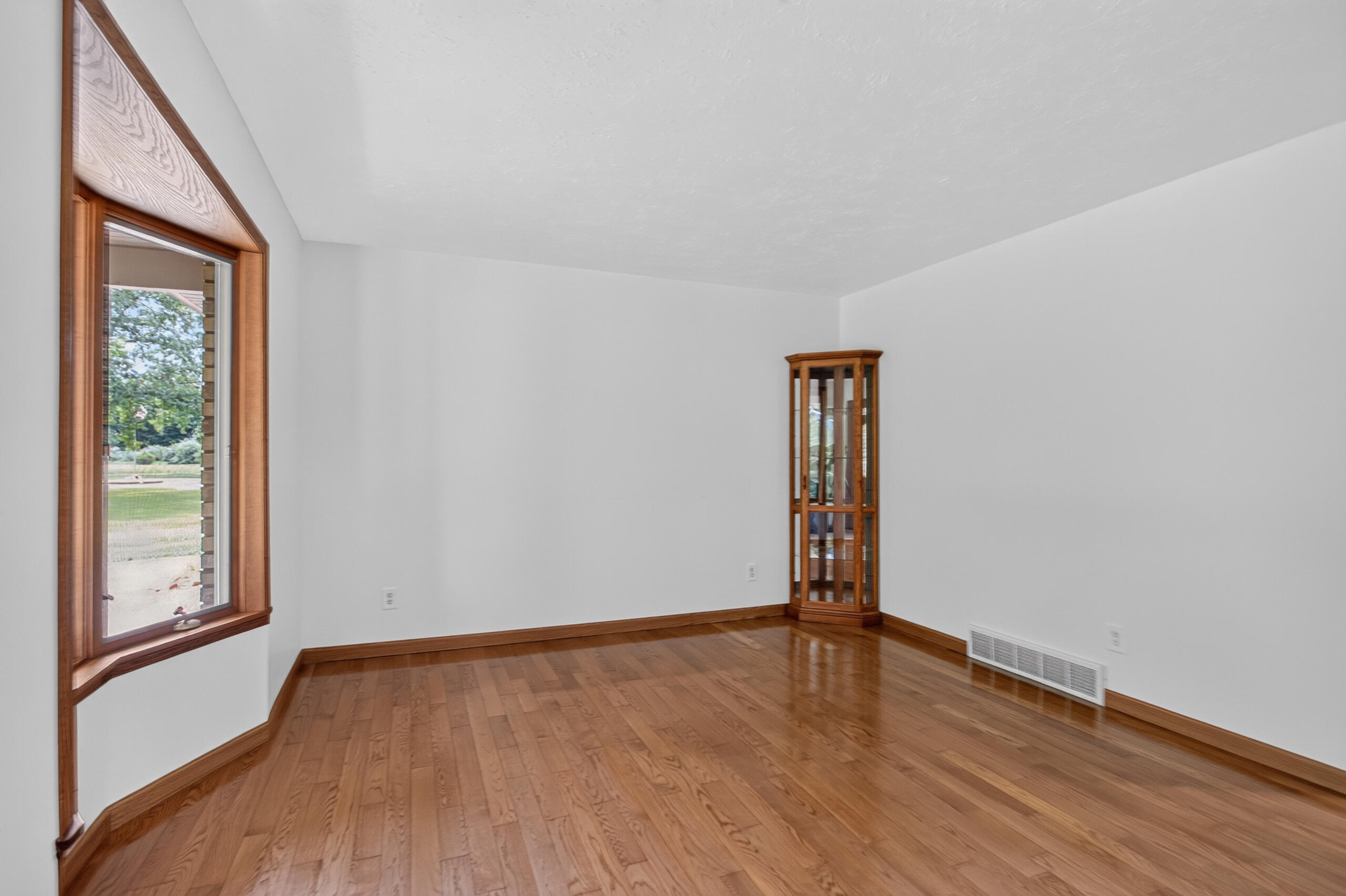 14520 Wheaton Road Brooklyn, MI 49230 - Photo 9 of 109 37-print-IMG_3430