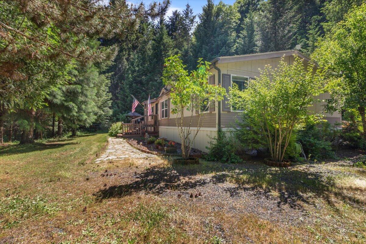 535 Round Prairie Road Wilderville, OR 97543 - Photo 1 of 31 Front 2