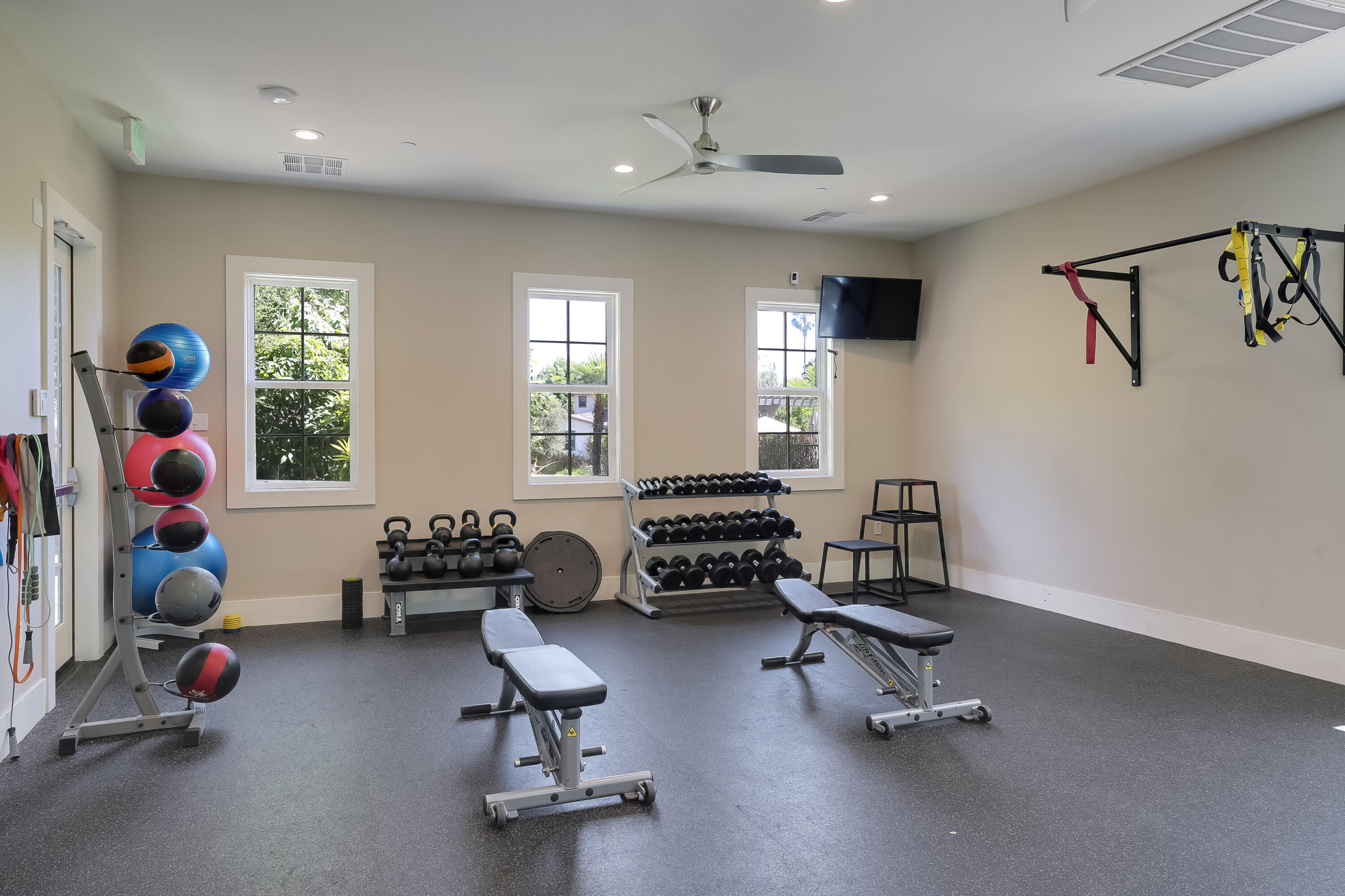 5445 Tree Farm Lane Santa Barbara, CA 93111 - Photo 49 of 49 Community Gym