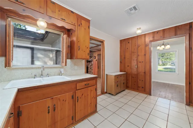 $171,000 | 1005 Callahan Avenue, Conroe, TX 77301