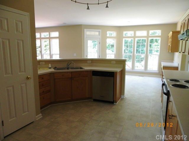 1005 Kilpatrick Lane Fort Mill, SC 29708 - Photo 5 of 16
