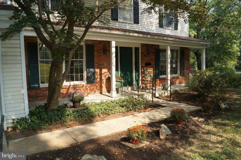 9302 Mellenbrook Road Columbia, MD 21045 - Photo 4 of 25 Exterior (Front)