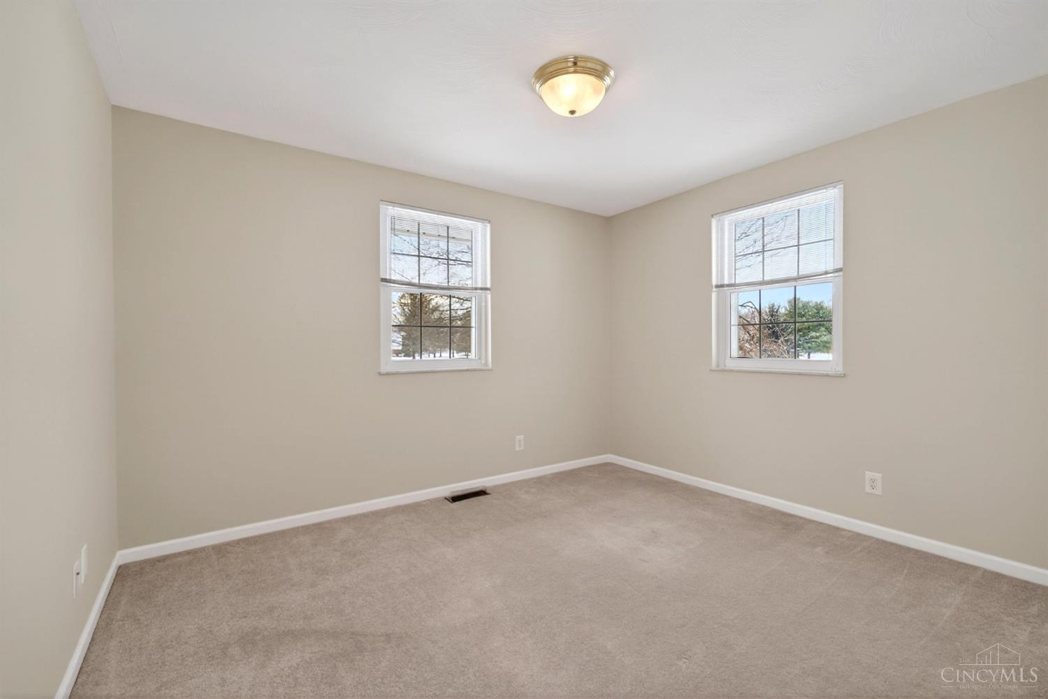 401 Chamberlain Road Carlisle, OH 45005 - Photo 16 of 28 Gallery Image 16