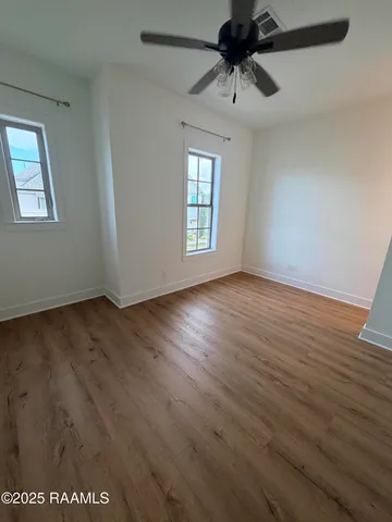 $235,000 | 115 Gaunt Lane, Unit 102, Youngsville, LA 70592