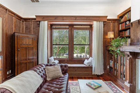 $1,695,000 | 10212 Amwell Cove, Unit 3, Austin, TX 78733