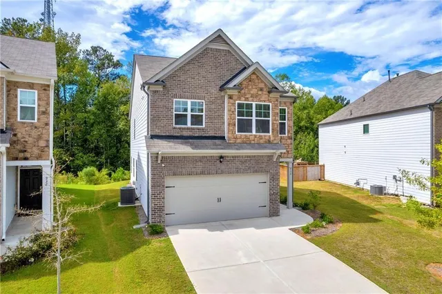 $349,000 | 930 Bentley Drive, Fairburn, GA 30213