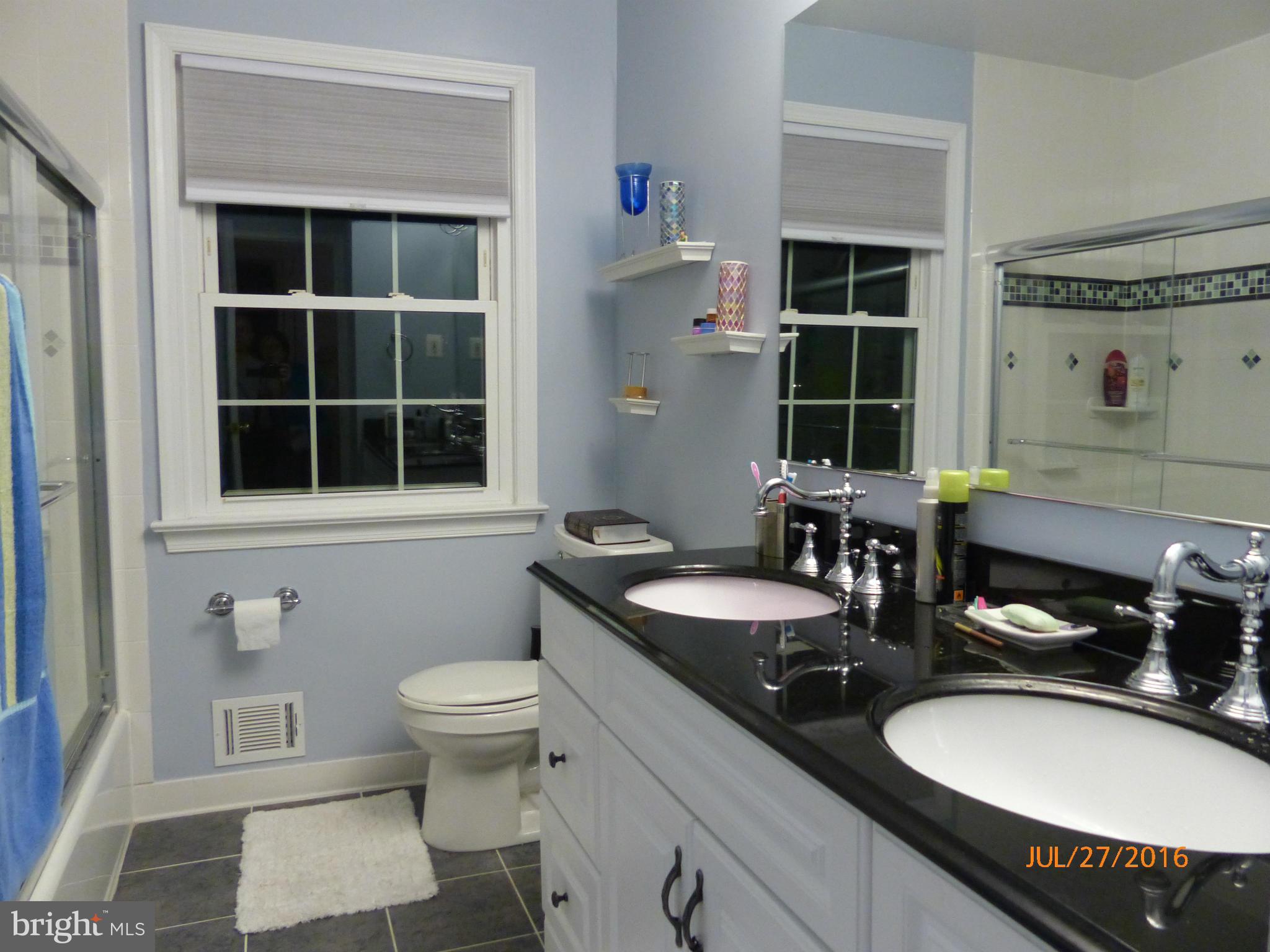 1516 Arbor View Road Silver Spring, MD 20902 - Photo 14 of 25 Bath