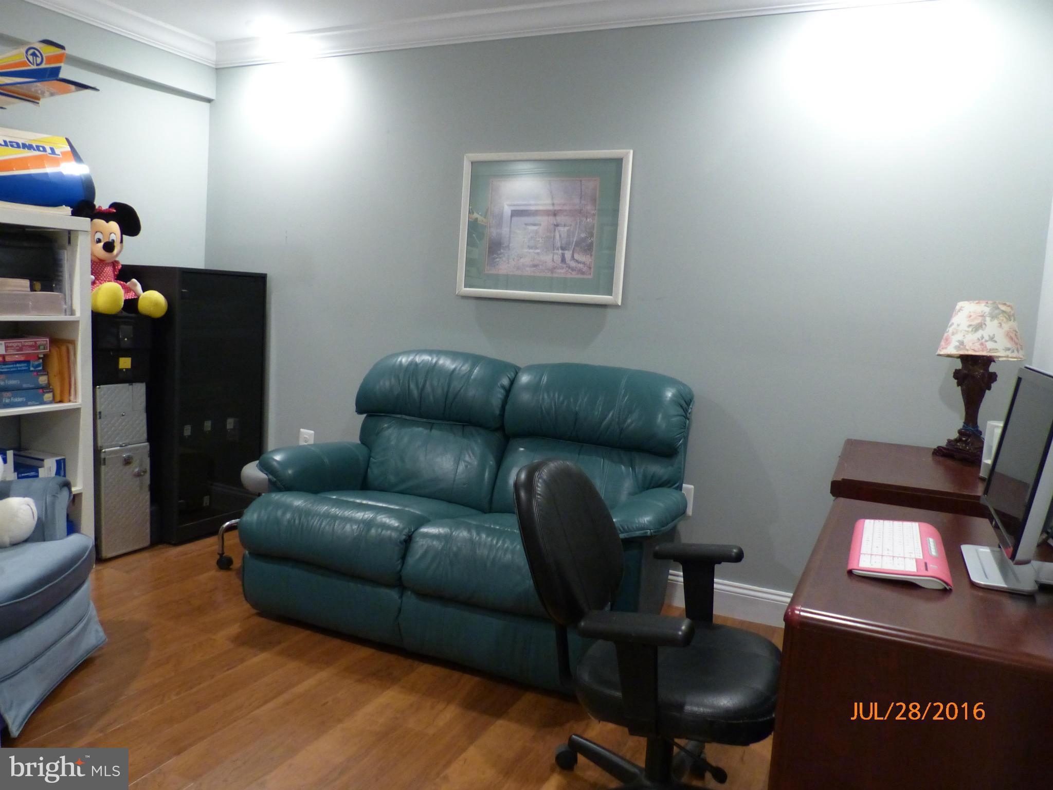 1516 Arbor View Road Silver Spring, MD 20902 - Photo 22 of 25 Interior (General)