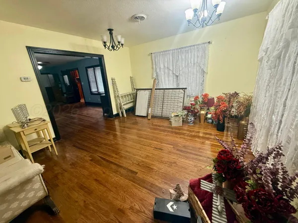 $250,000 | 600 South Hedgecoke Street, Borger, TX 79007