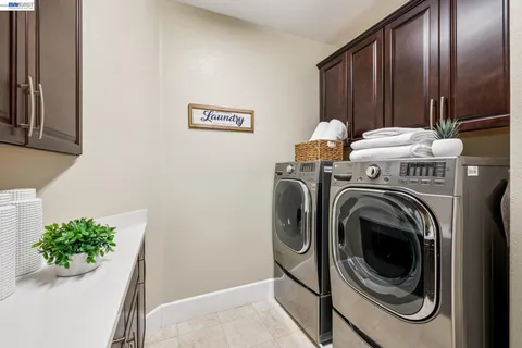 $2,360,000 | 66 Adair Way, Hayward, CA 94542