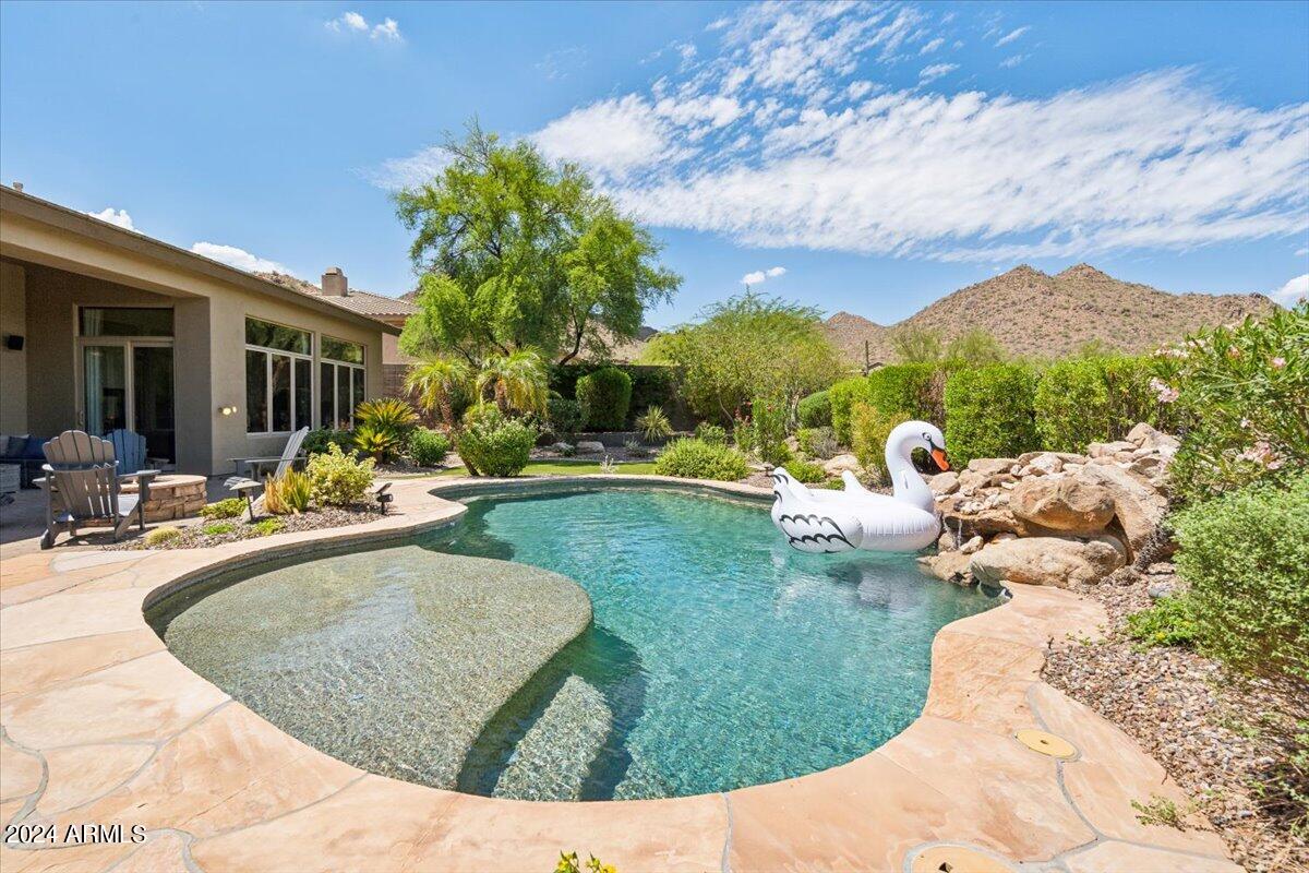 14586 East Wethersfield Road Scottsdale, AZ 85259 - Photo 3 of 43 36-DSC09666