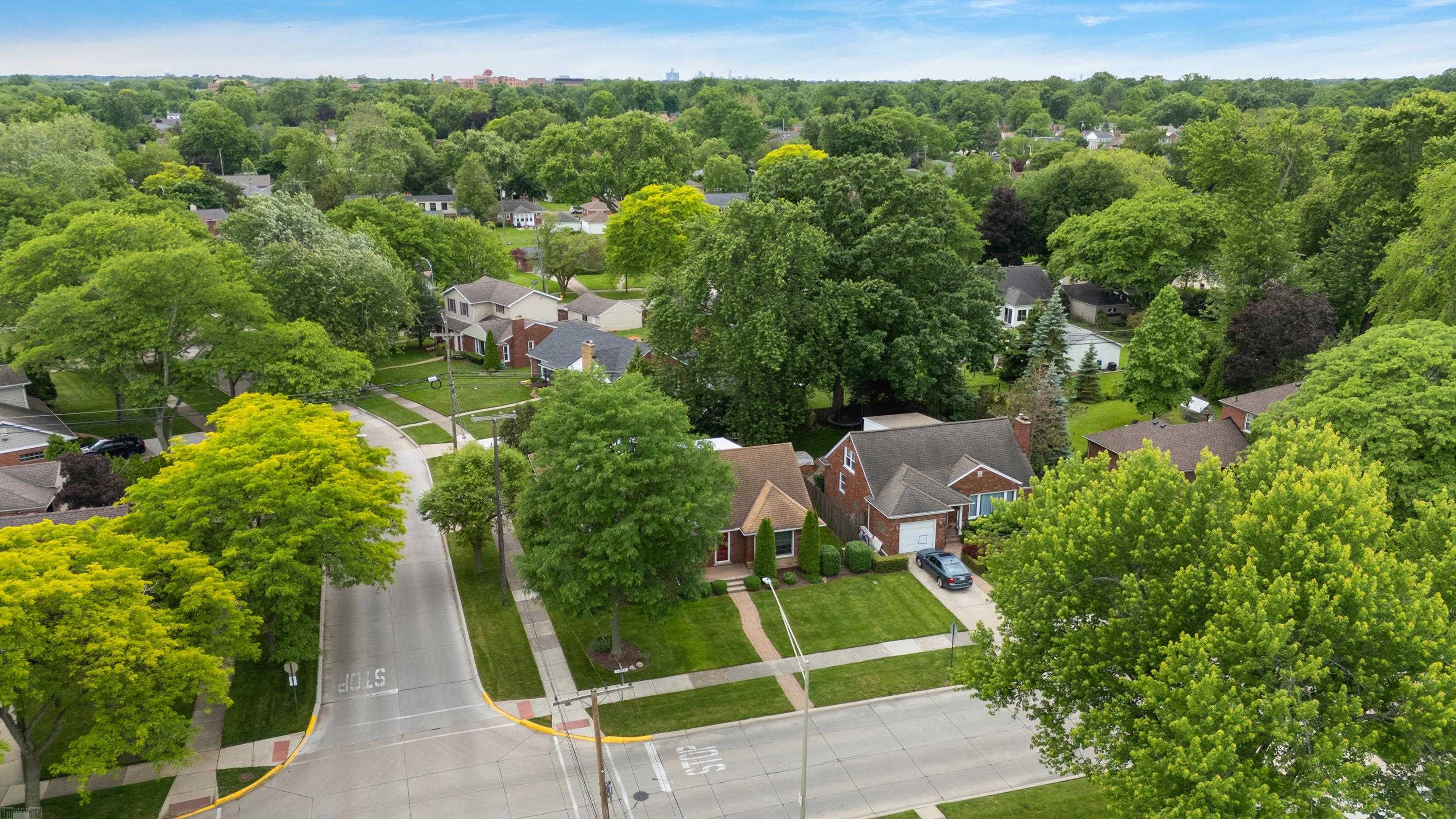 1437 Torrey Road Grosse Pointe Woods, MI 48236 - Photo 57 of 60