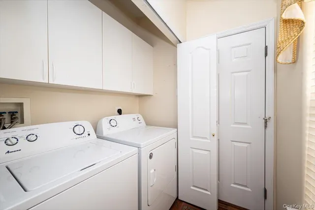 $699,999 | 97 Windwatch Drive, Hauppauge, NY 11788