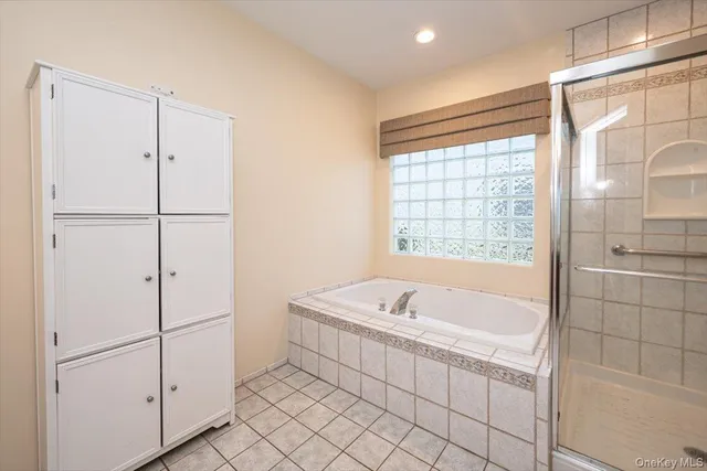 $699,999 | 97 Windwatch Drive, Hauppauge, NY 11788