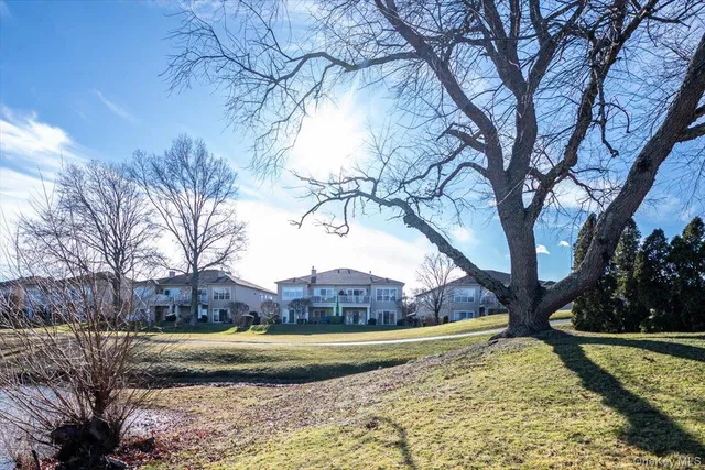 $699,999 | 97 Windwatch Drive, Hauppauge, NY 11788