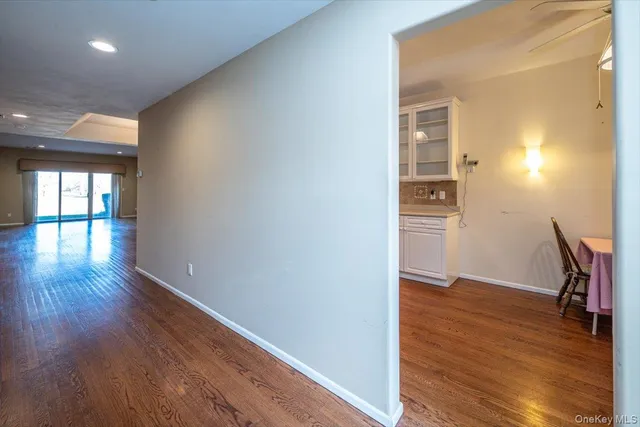 $699,999 | 97 Windwatch Drive, Hauppauge, NY 11788