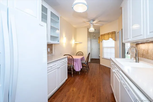 $699,999 | 97 Windwatch Drive, Hauppauge, NY 11788