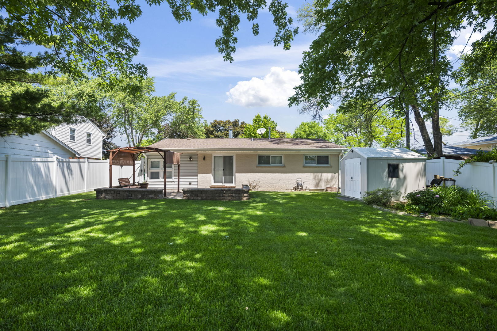 1101 Anthony Road Wheeling, IL 60090 - Photo 25 of 28