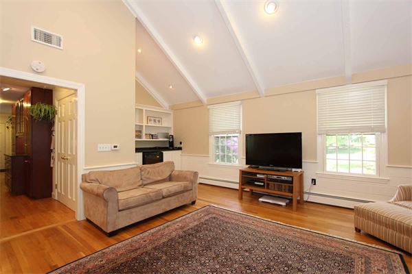 96 Longfellow Road Sudbury, MA 01776 - Photo 16 of 30 Gallery Image 16