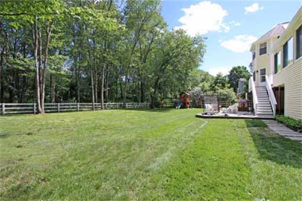 96 Longfellow Road Sudbury, MA 01776 - Photo 29 of 30 Gallery Image 29
