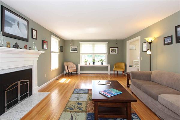 96 Longfellow Road Sudbury, MA 01776 - Photo 5 of 30 Gallery Image 5