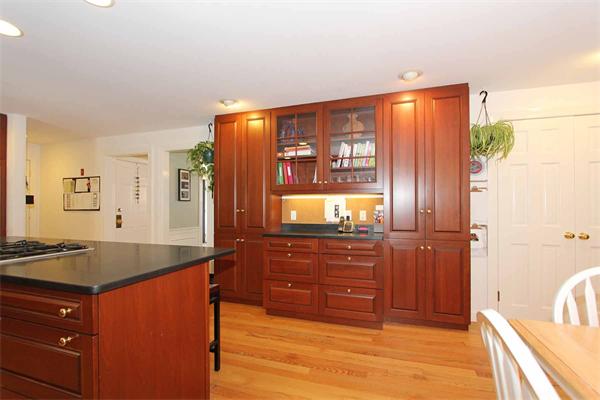 96 Longfellow Road Sudbury, MA 01776 - Photo 10 of 30 Gallery Image 10