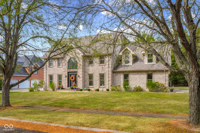 $735,000 | 882 Box Turtle Court, Columbus, IN 47201