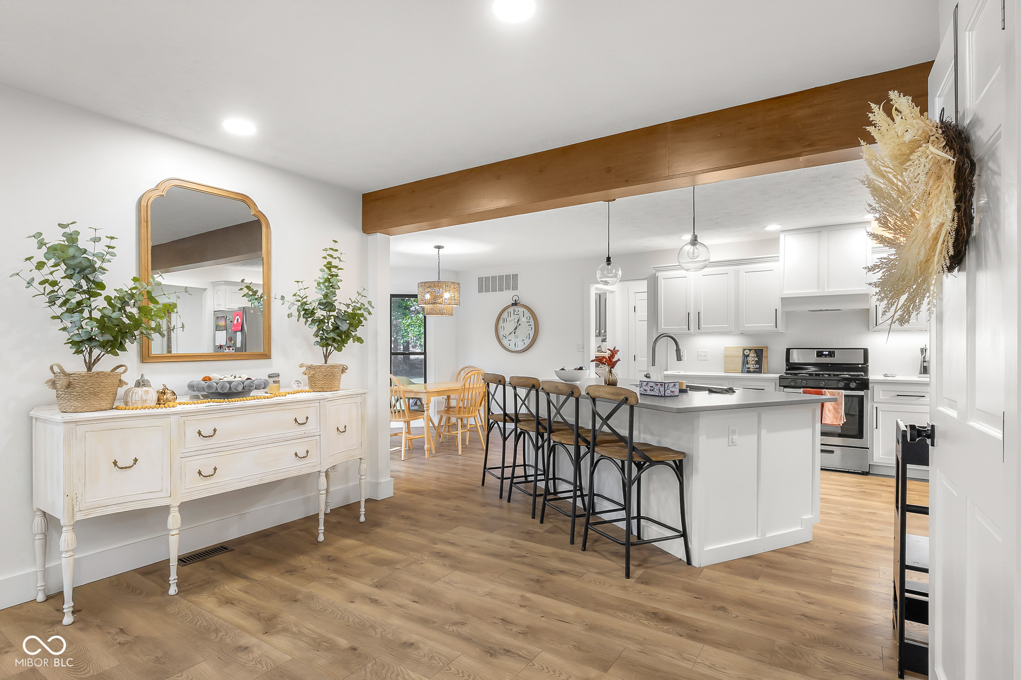 882 Box Turtle Court Columbus, IN 47201 - Photo 17 of 79