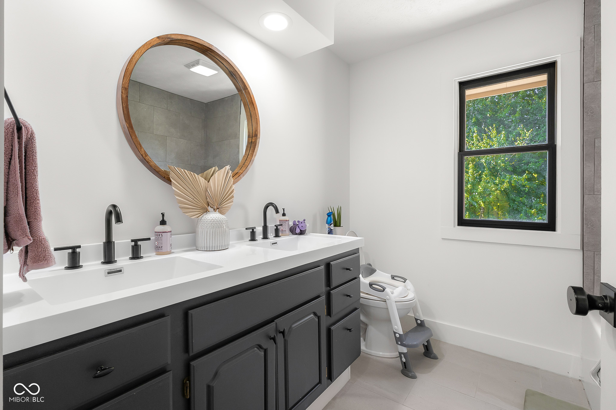 882 Box Turtle Court Columbus, IN 47201 - Photo 53 of 79