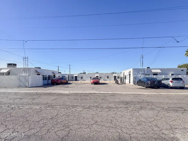 $999 | 3601 West Melvin Street, Unit 7, Phoenix, AZ 85009