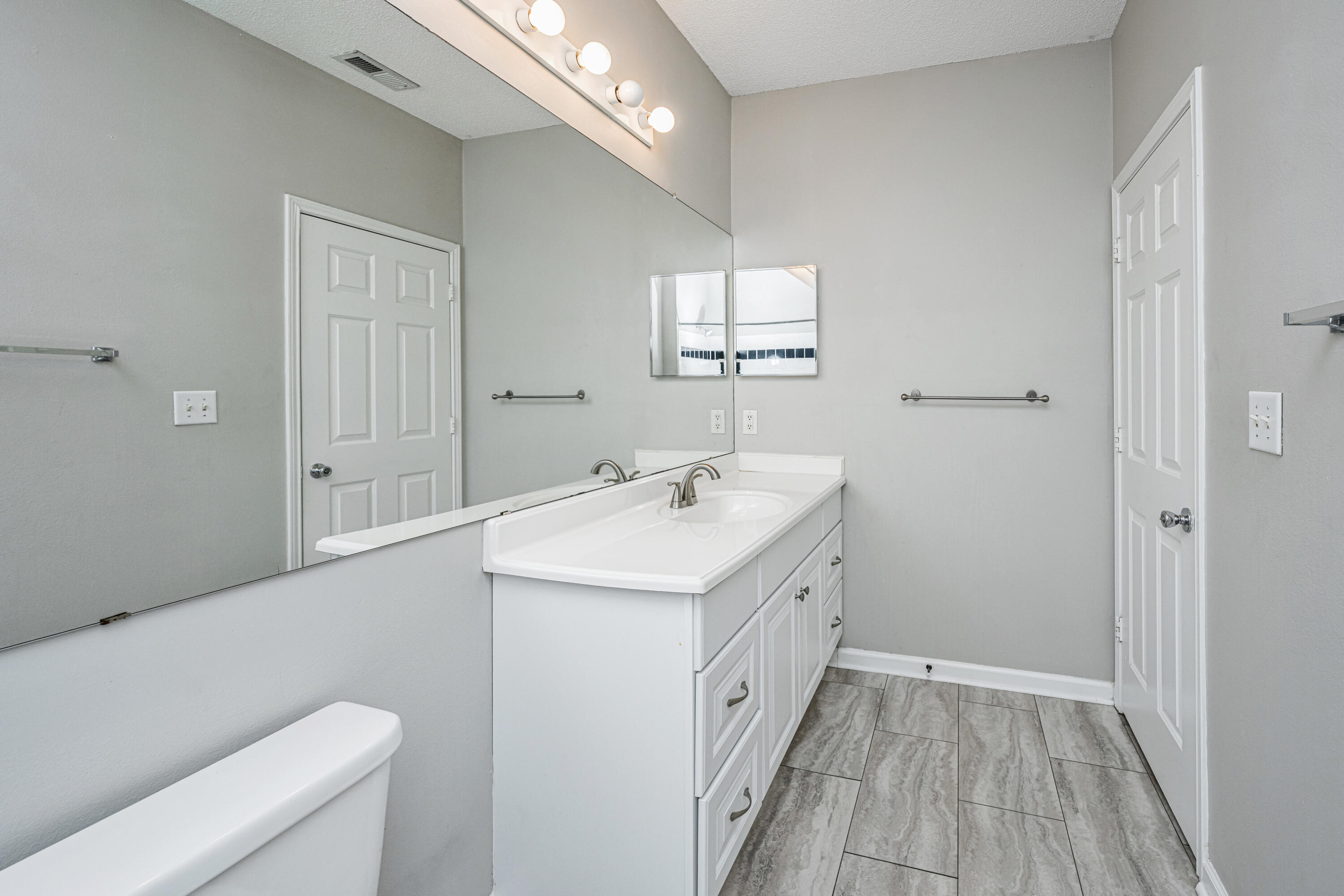 2128 Chatelain Way Mount Pleasant, SC 29464 - Photo 24 of 72 2128ChatelainWay026