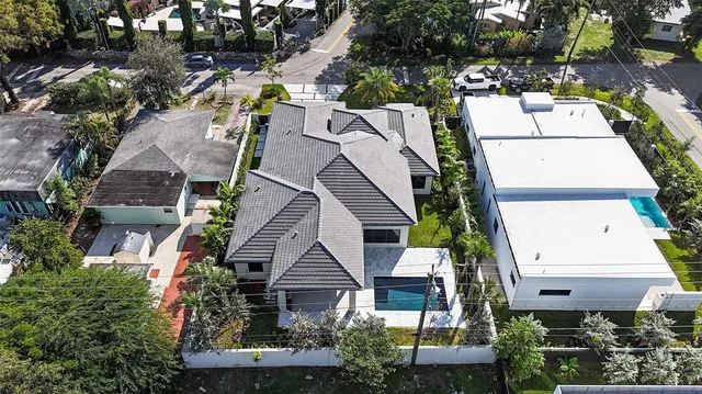$2,700,000 | 317 Northeast 21st Street, Wilton Manors, FL 33305